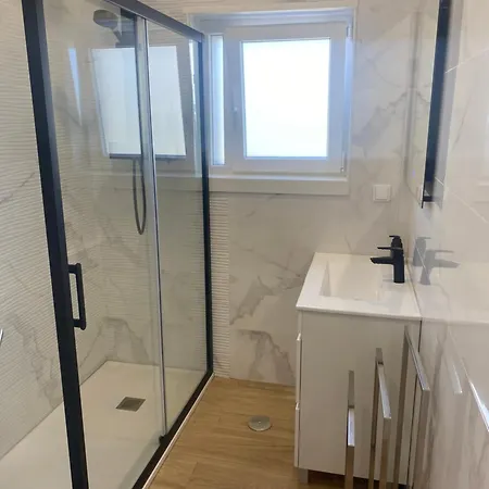 House Near * 에리세이라